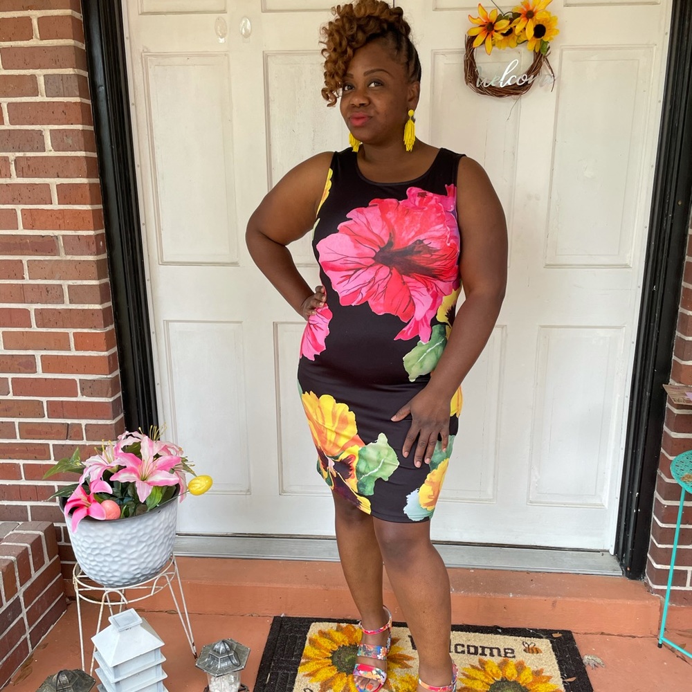 Vintage Floral Fitted Dress